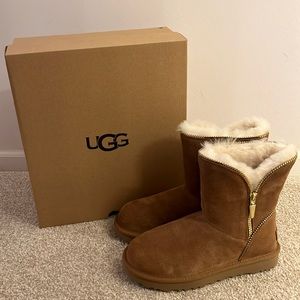 Ugg boots. Chestnut. Size 7. New!